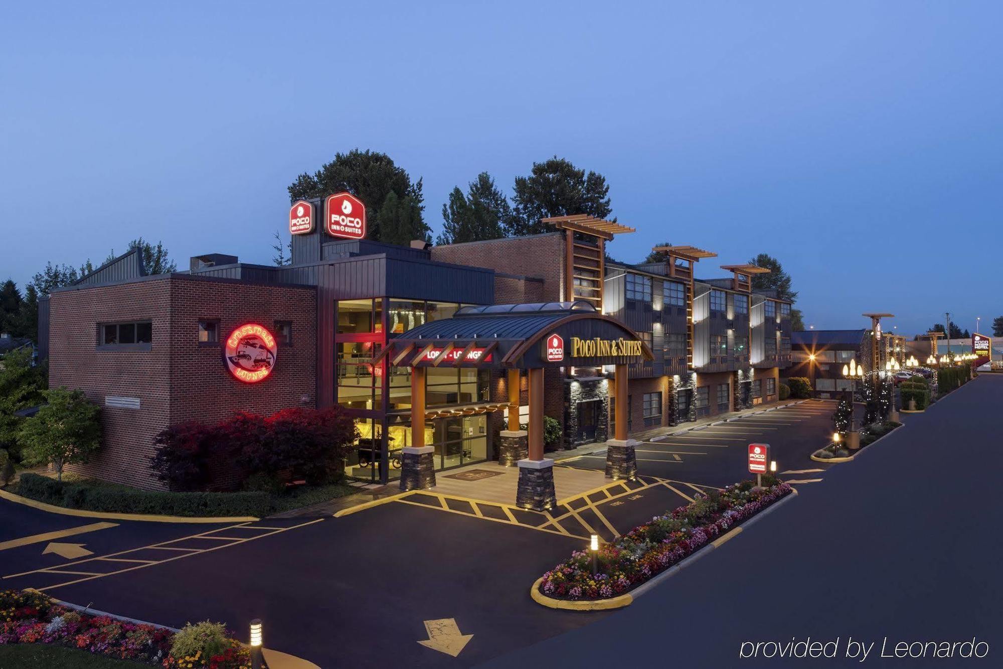 Poco Inn And Suites Hotel And Conference Center Port Coquitlam Exteriör bild